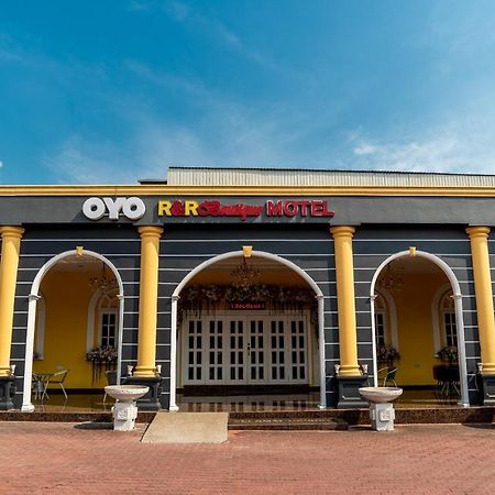 Oyo 1228 R & R Motel Johor Bahru Exteriör bild