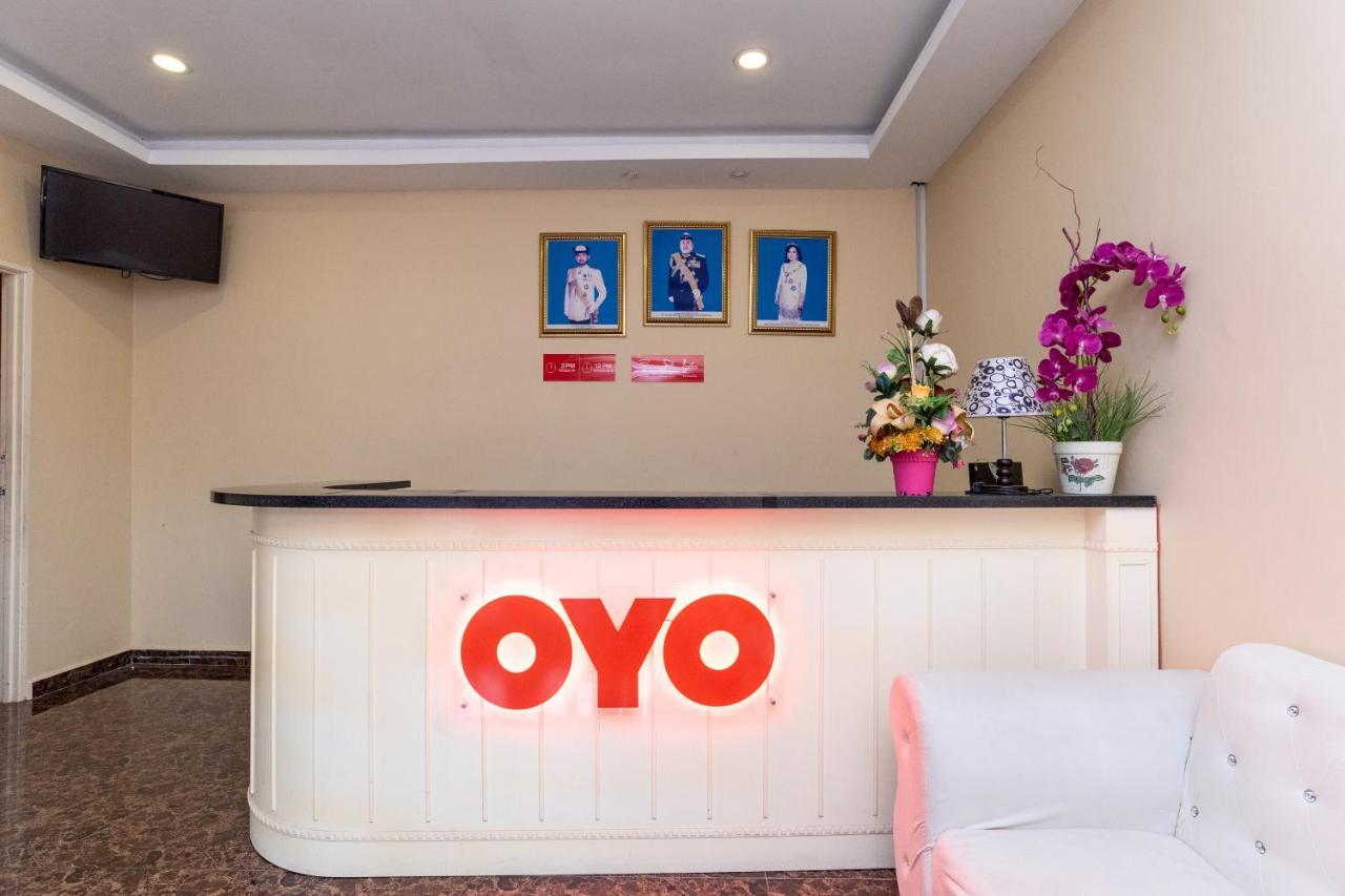 Oyo 1228 R & R Motel Johor Bahru Exteriör bild