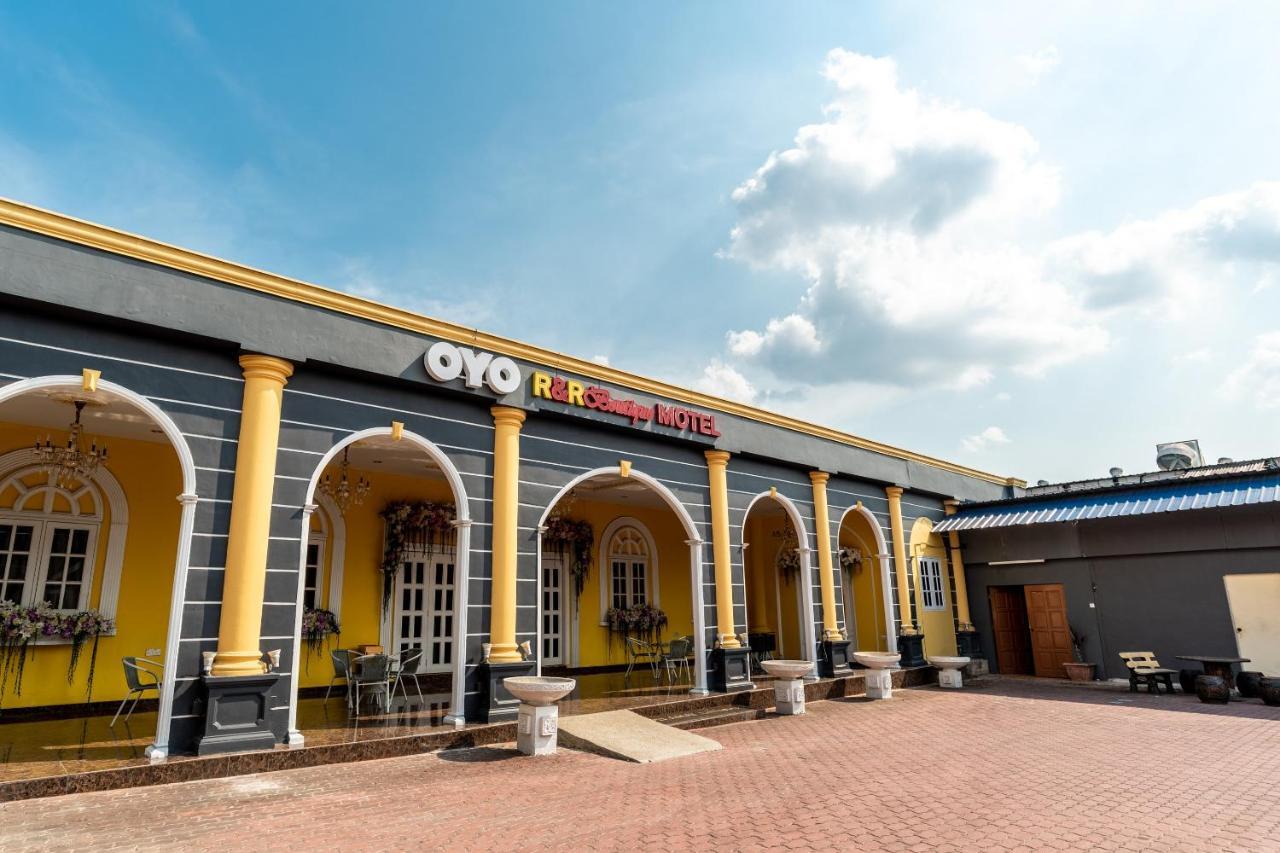 Oyo 1228 R & R Motel Johor Bahru Exteriör bild