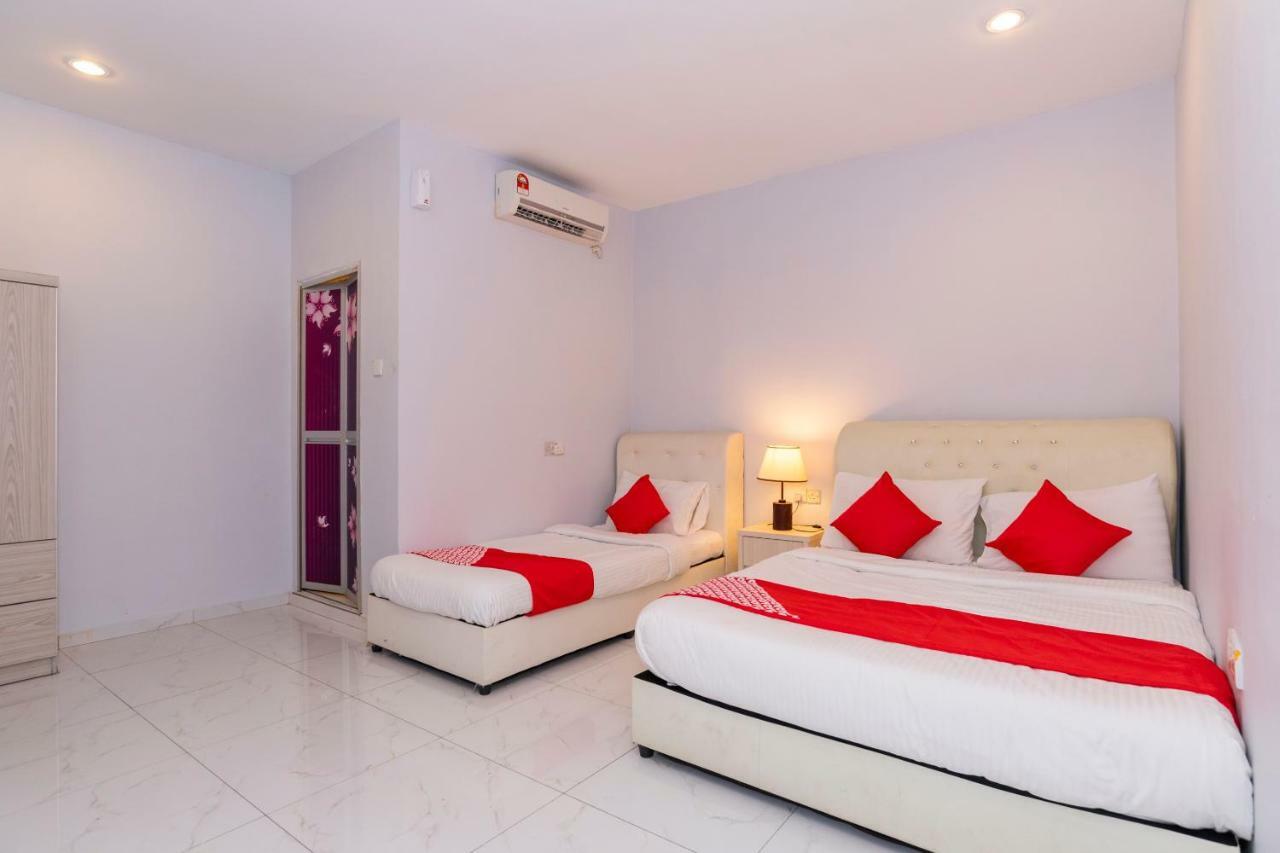 Oyo 1228 R & R Motel Johor Bahru Exteriör bild