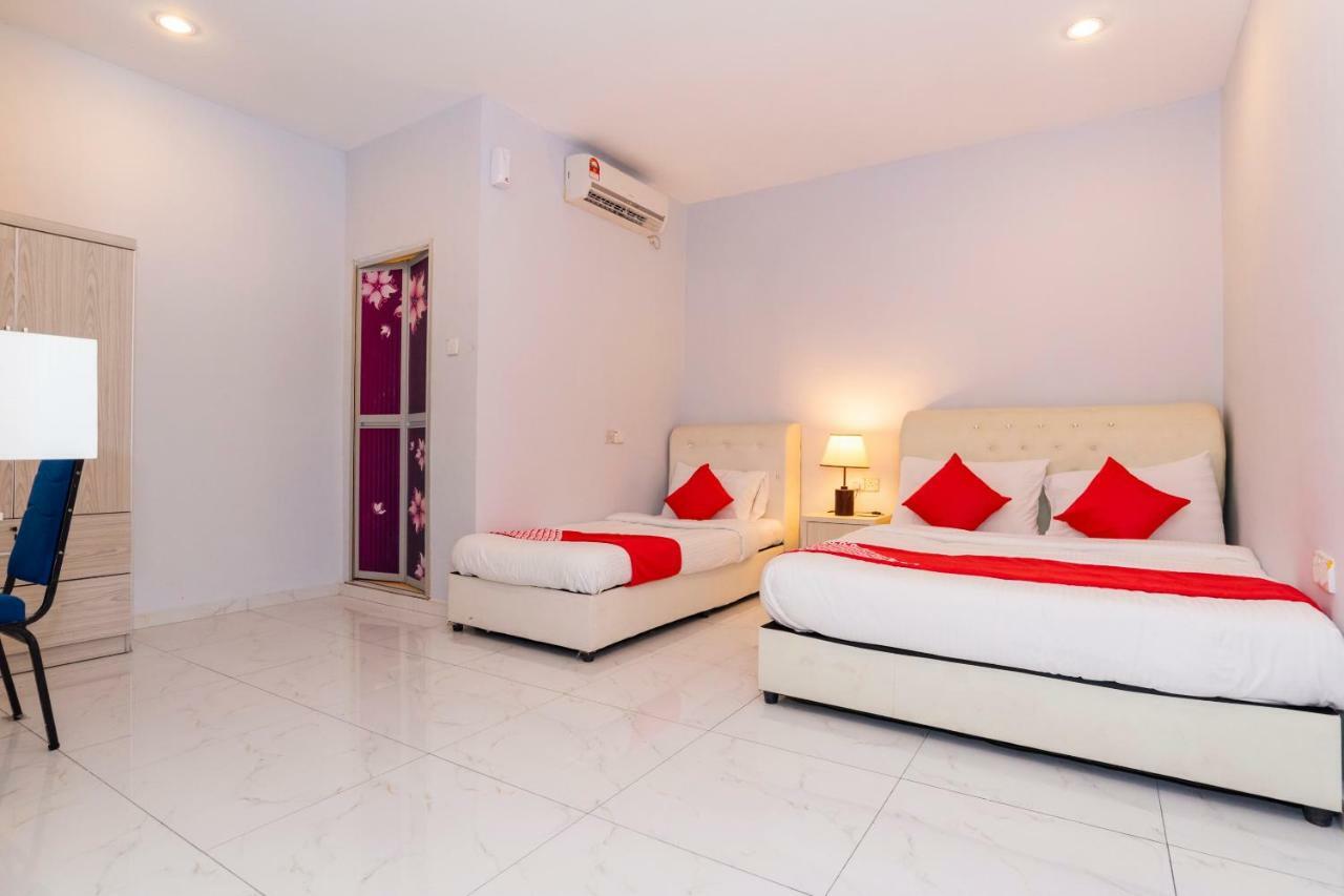 Oyo 1228 R & R Motel Johor Bahru Exteriör bild