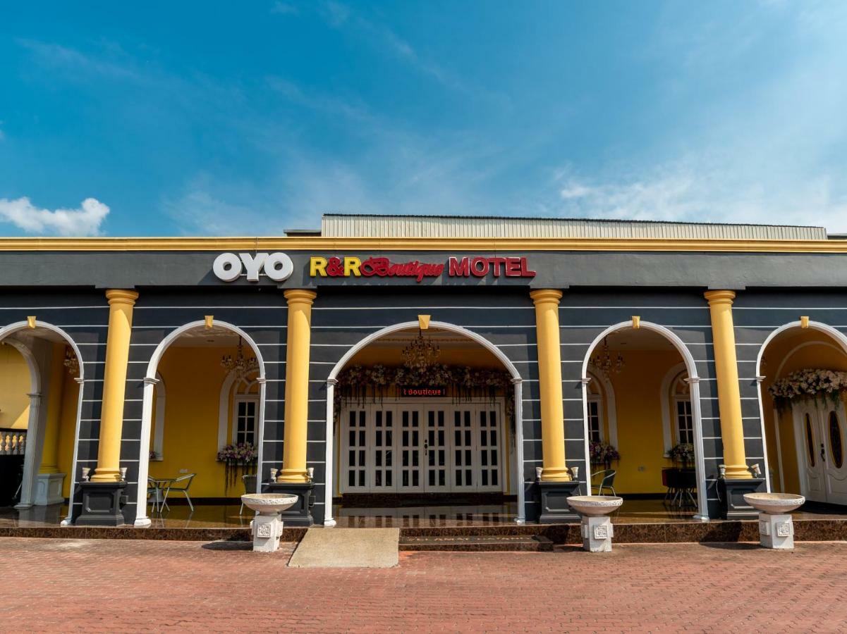 Oyo 1228 R & R Motel Johor Bahru Exteriör bild
