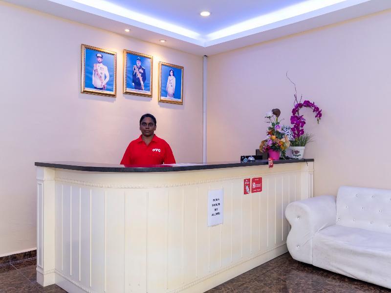 Oyo 1228 R & R Motel Johor Bahru Exteriör bild